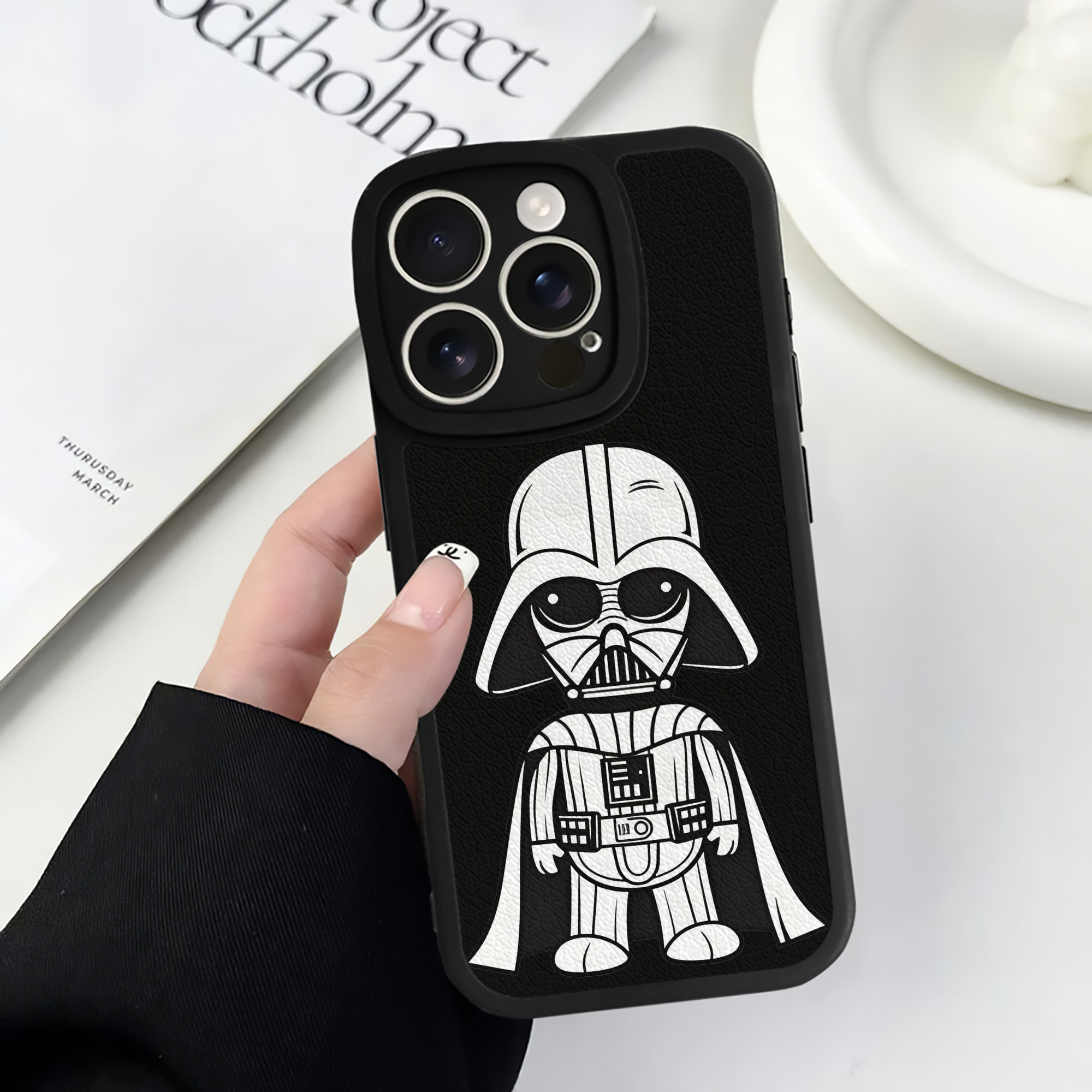 （画像用） スター・ウォーズ Star Wars 【iPhone 16シリーズ対応】シリコンスマホケース（レザー調） 材質：シリコン
